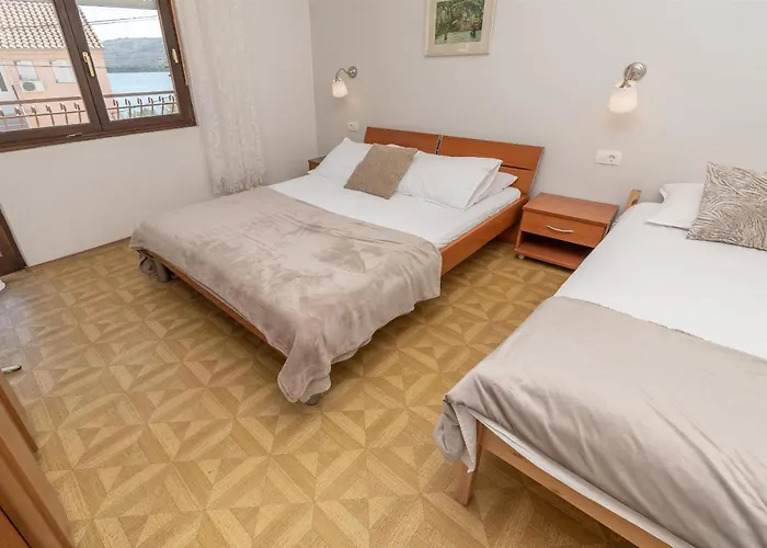 Pera Apartman Marina