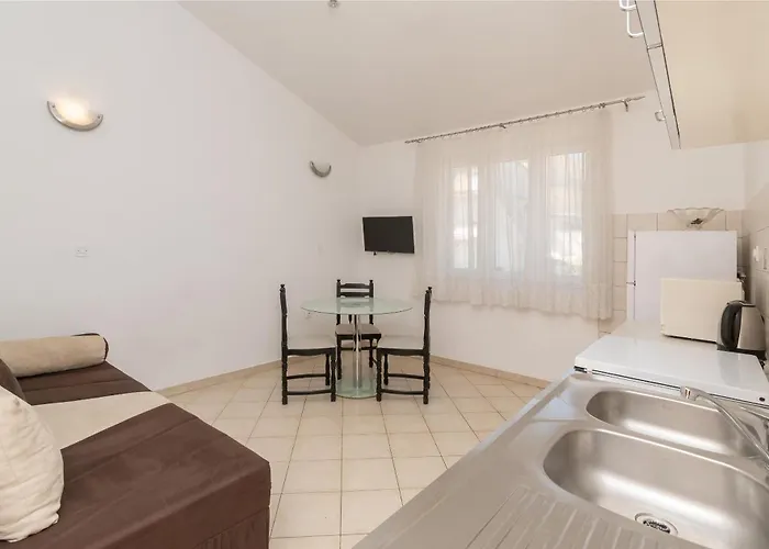Apartman Pera Marina