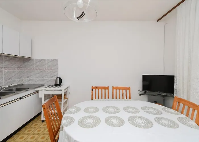 Apartman Pera *